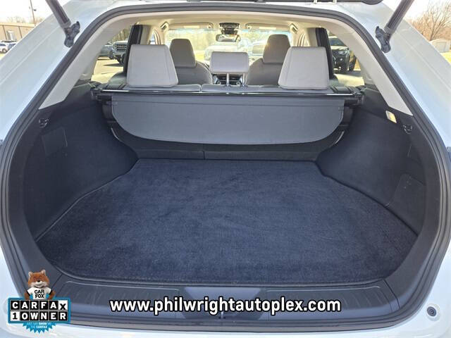 2022 Toyota Venza LE