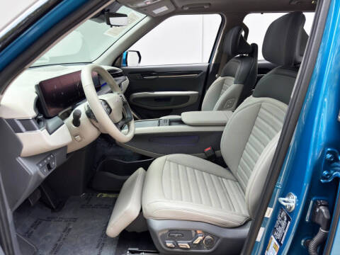 2024 Kia EV9 Land