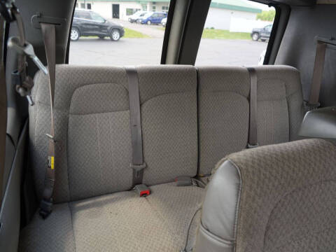2022 Chevrolet Express LS 3500