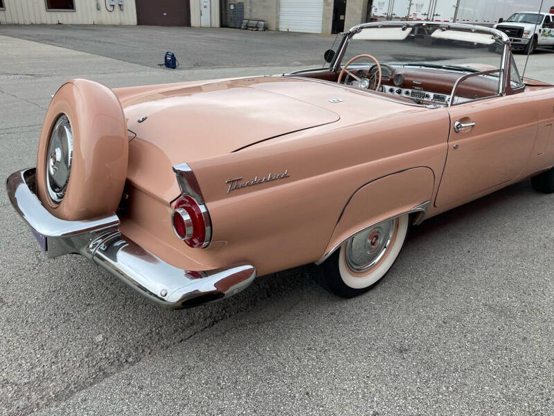 1956 Ford Thunderbird