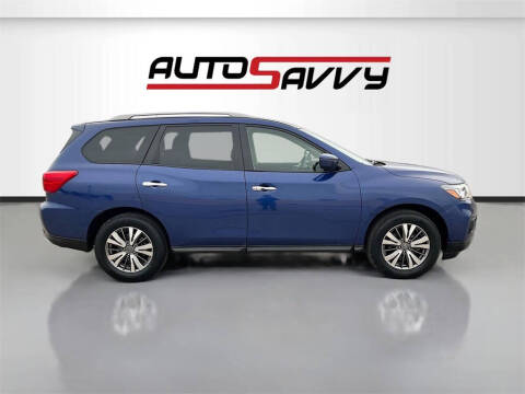 2020 Nissan Pathfinder SV