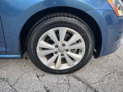 2017 Volkswagen Golf SportWagen TSI S 4Motion