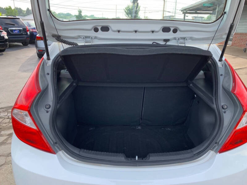 2017 Hyundai Accent SE