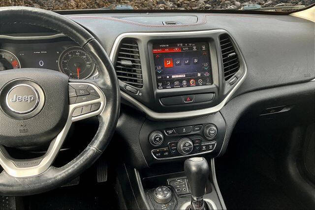 2017 Jeep Cherokee Trailhawk