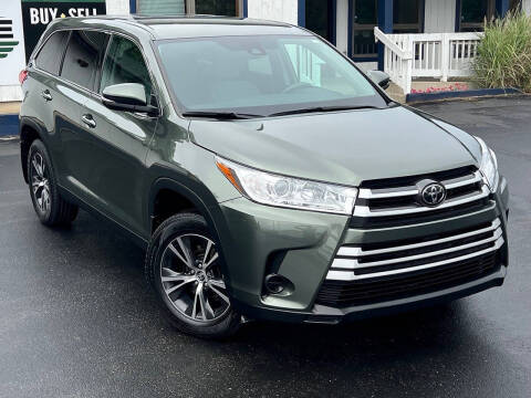 2019 Toyota Highlander LE