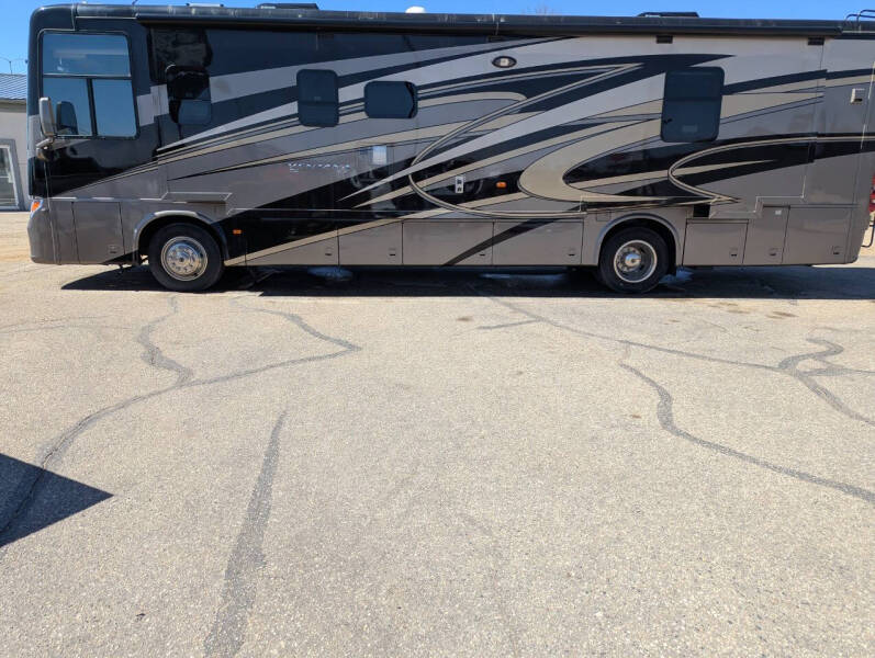 2016 Newmar Ventana LE 3725