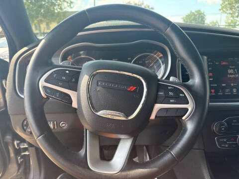 2015 Dodge Charger SXT