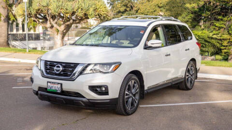 2020 Nissan Pathfinder Platinum