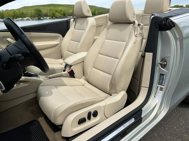 2012 Volkswagen Eos Komfort SULEV