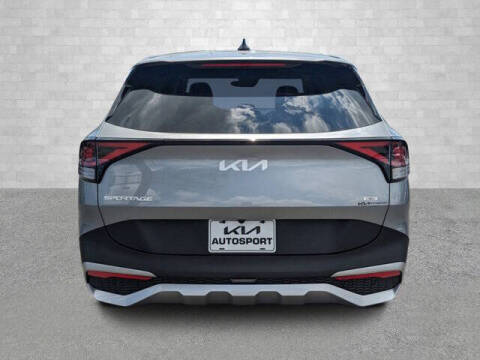 2024 Kia Sportage Hybrid LX