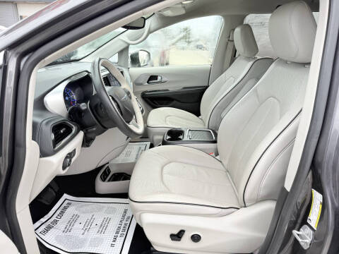 2020 Chrysler Pacifica Hybrid Limited