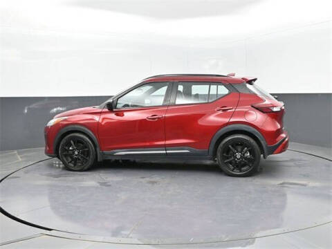 2021 Nissan Kicks SR