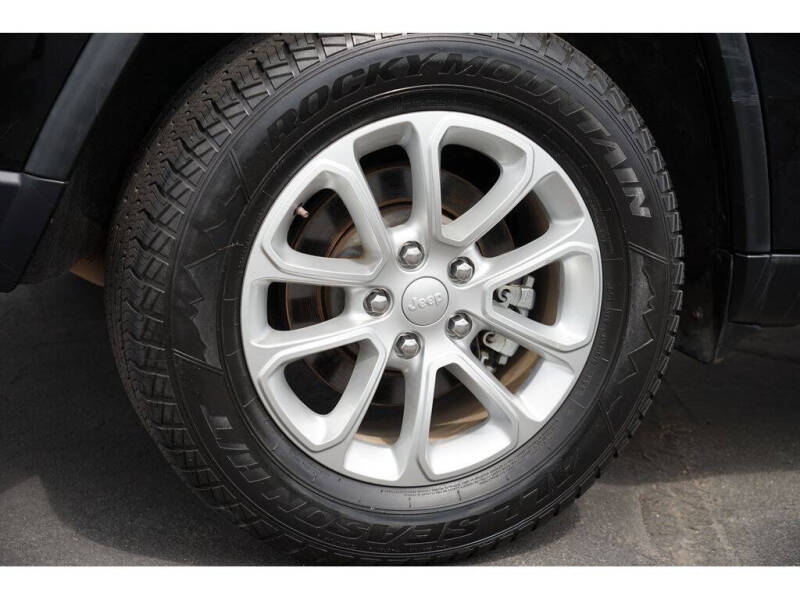 2021 Jeep Grand Cherokee Laredo E