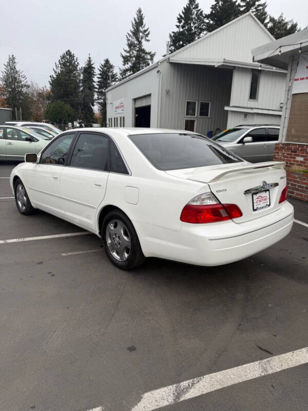 2003 Toyota Avalon XL