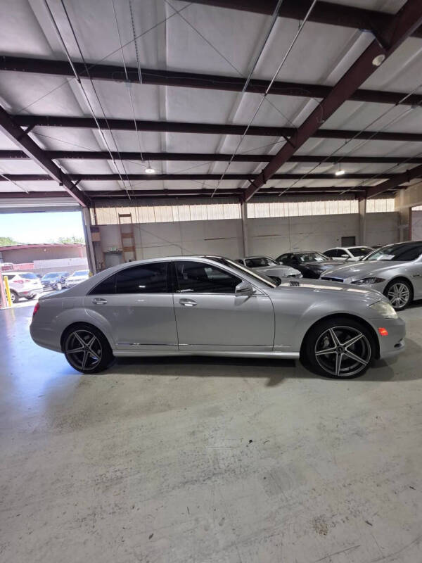2011 Mercedes-Benz S-Class S 550