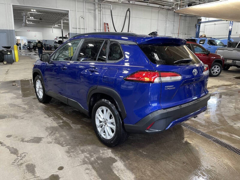 2025 Toyota Corolla Cross LE