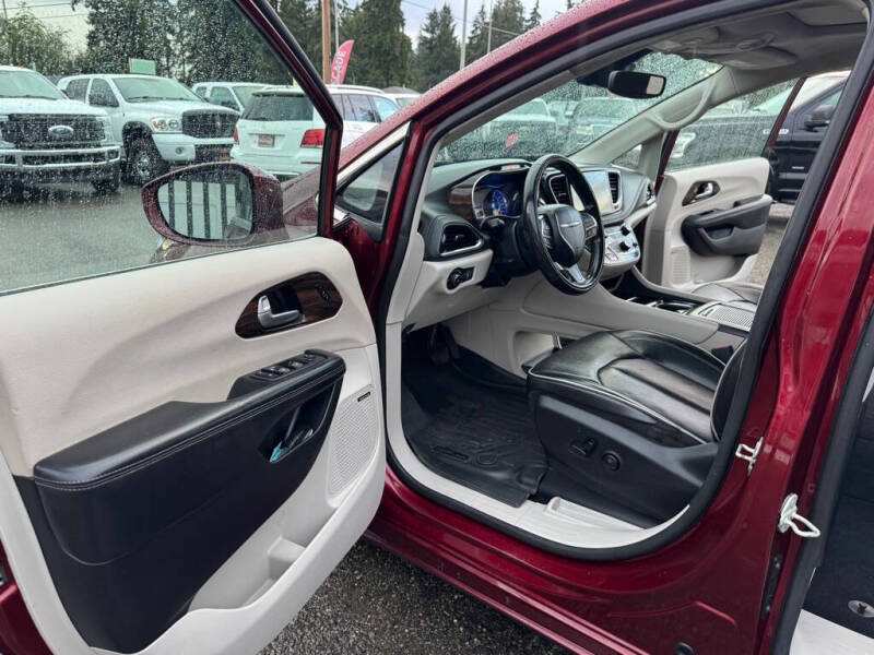 2022 Chrysler Pacifica Hybrid Limited