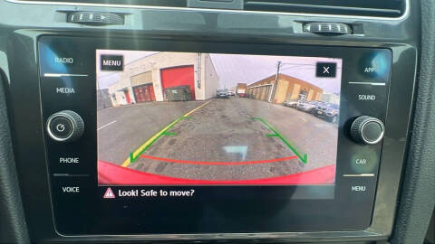 2019 Volkswagen Golf