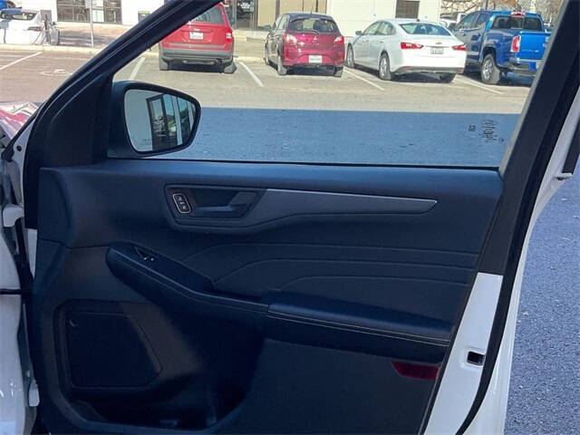 2025 Ford Escape Active