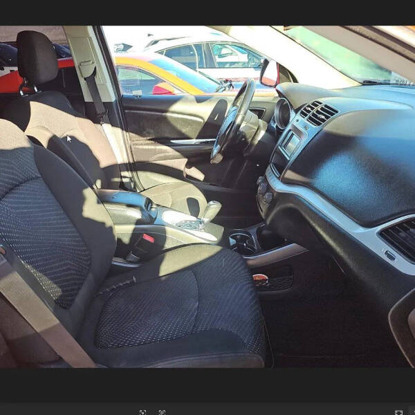 2019 Dodge Journey SE