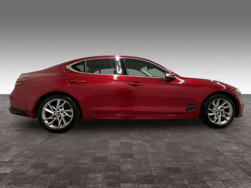 2022 Genesis G70 2.0T