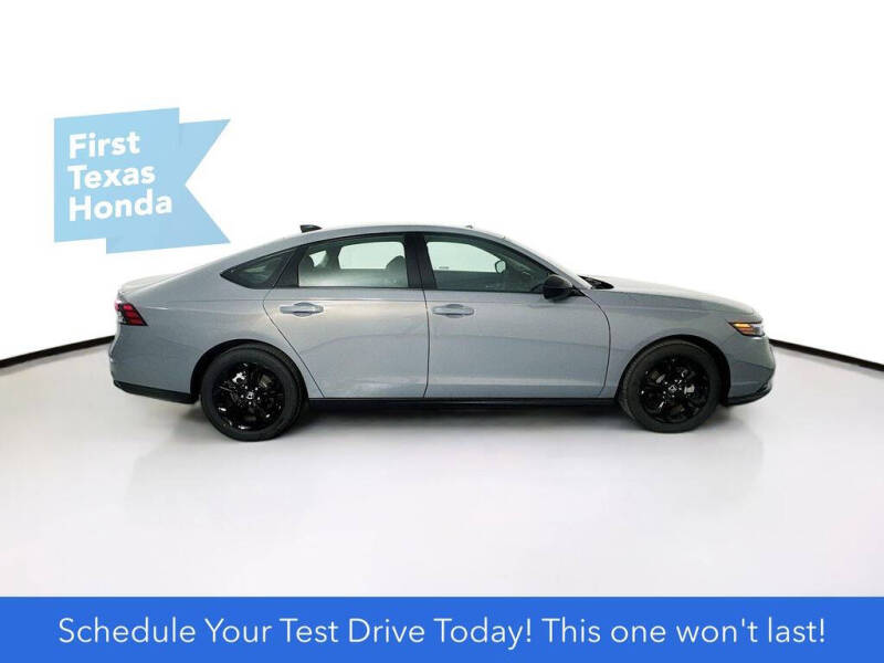 2025 Honda Accord SE