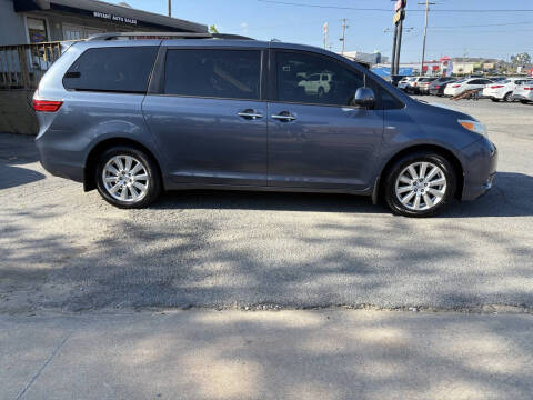 2017 Toyota Sienna XLE Premium 7-Passenger