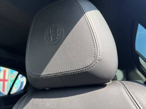 2022 Alfa Romeo Stelvio Veloce