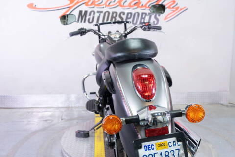 2018 Kawasaki Vulcan 900 Classic