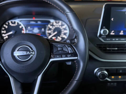 2023 Nissan Altima 2.5 SR