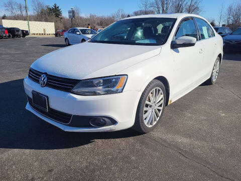 2013 Volkswagen Jetta for sale at Cruisin' Auto Sales in Madison IN