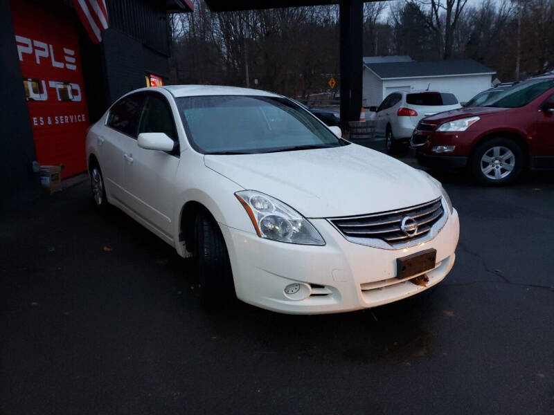 2012 Nissan Altima for sale at Apple Auto Sales Inc in Camillus NY