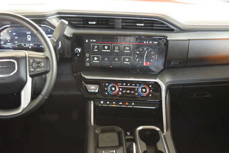 2024 GMC Sierra 3500HD Denali