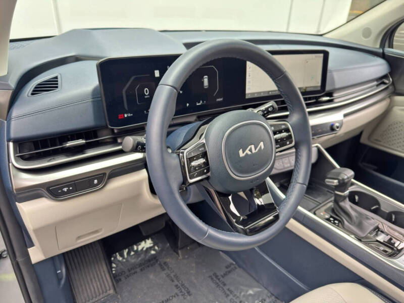 2025 Kia Carnival SX Prestige