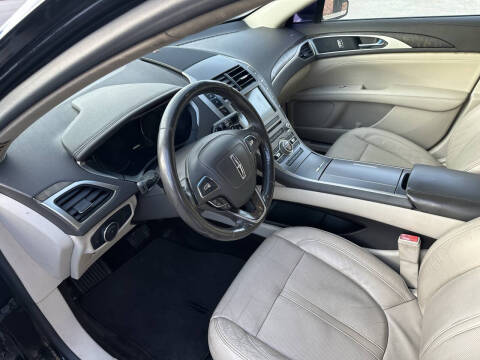 2017 Lincoln MKZ Reserve