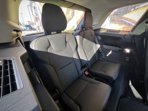 2024 Volvo XC90 B6 Plus Bright Theme 6P