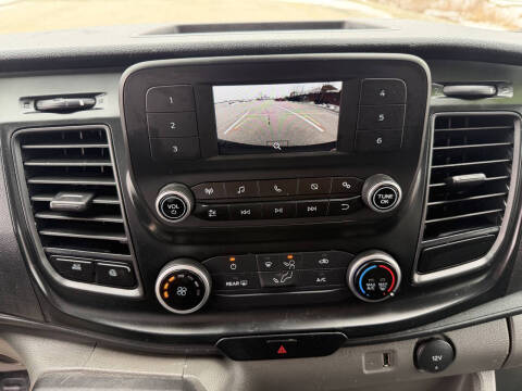 2024 Ford Transit 250