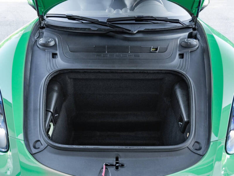 2023 Porsche 718 Cayman GTS 4.0