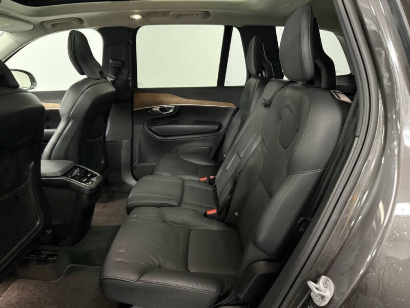 2024 Volvo XC90 B5 Plus Bright Theme