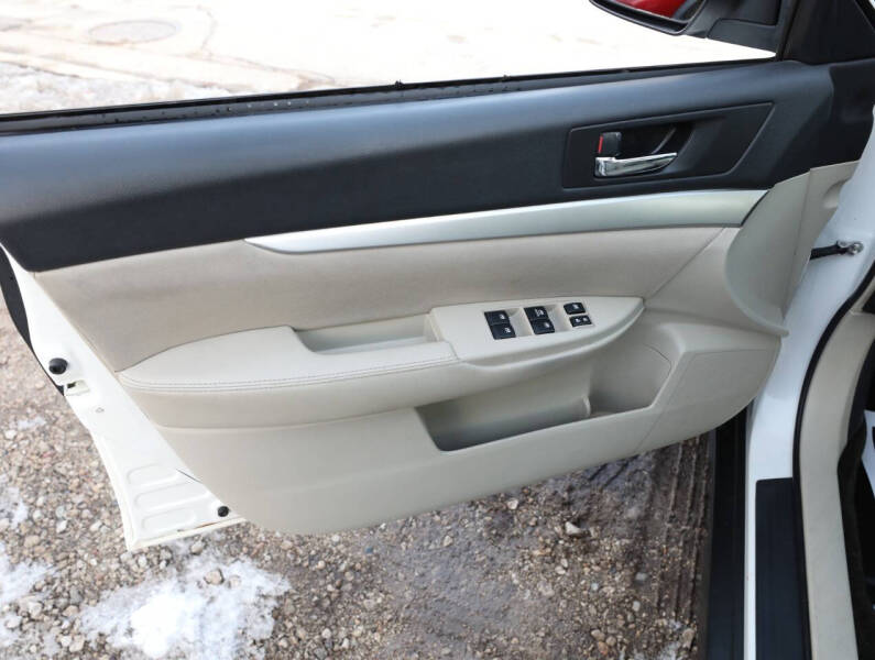 2014 Subaru Outback 2.5i Premium