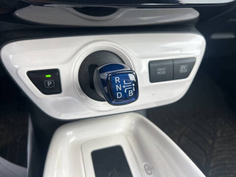 2018 Toyota Prius Three