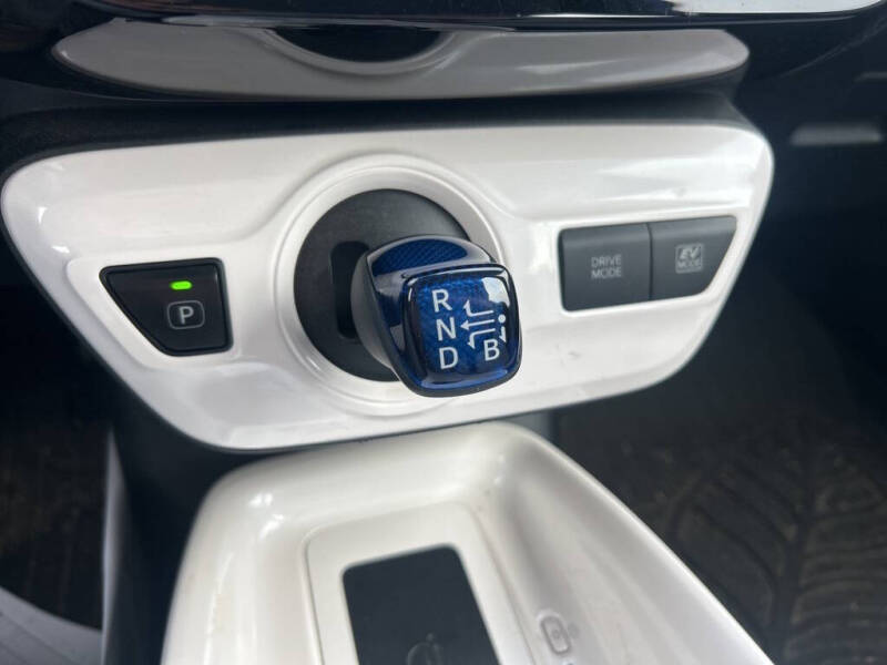 2018 Toyota Prius Three