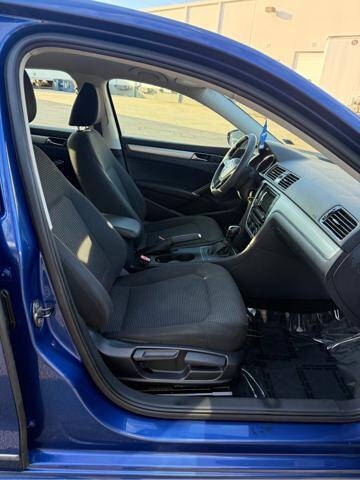 2017 Volkswagen Passat 1.8T S