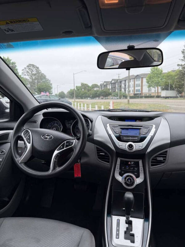 2012 Hyundai Elantra GLS
