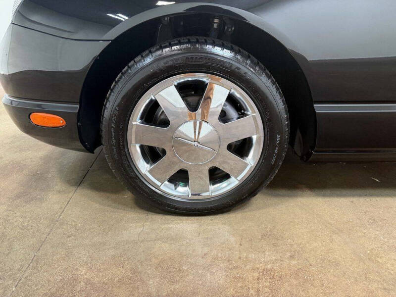 2002 Ford Thunderbird Deluxe