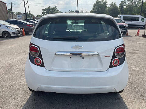 2015 Chevrolet Sonic LTZ Auto