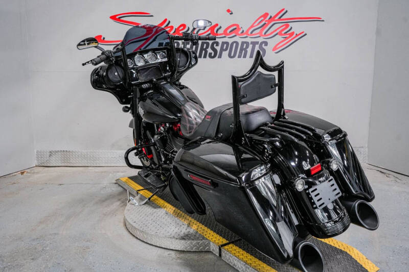 2021 Harley-Davidson Street Glide Special