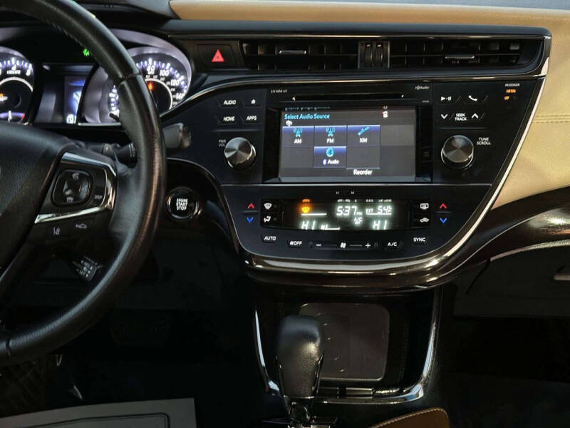 2017 Toyota Avalon XLE