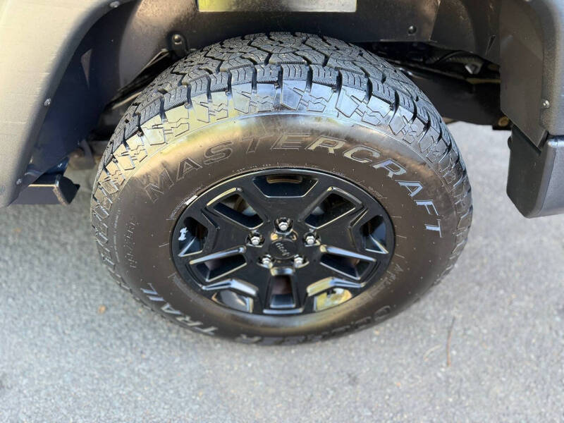 2016 Jeep Wrangler Willys Wheeler