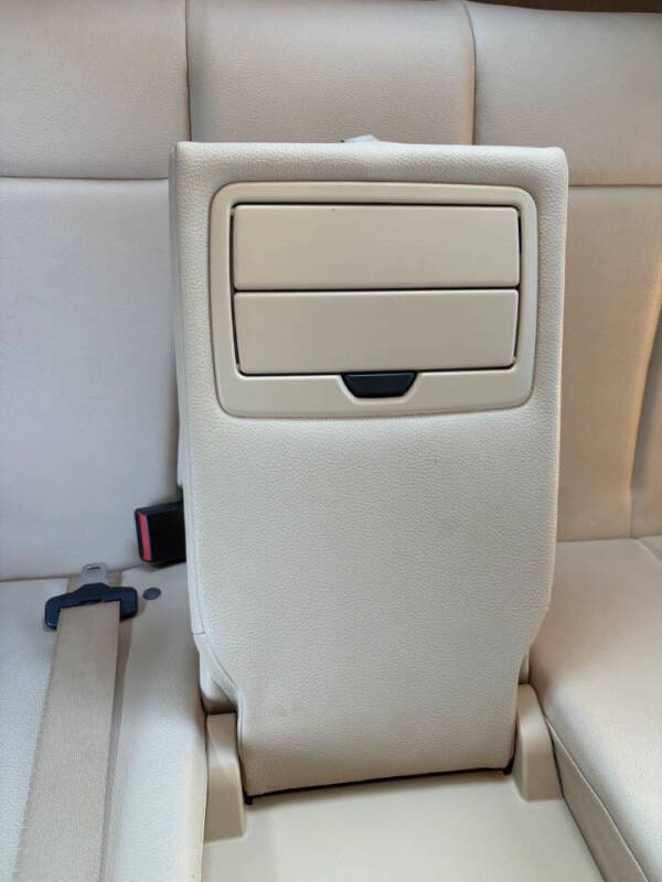 2014 BMW 3 Series 320i